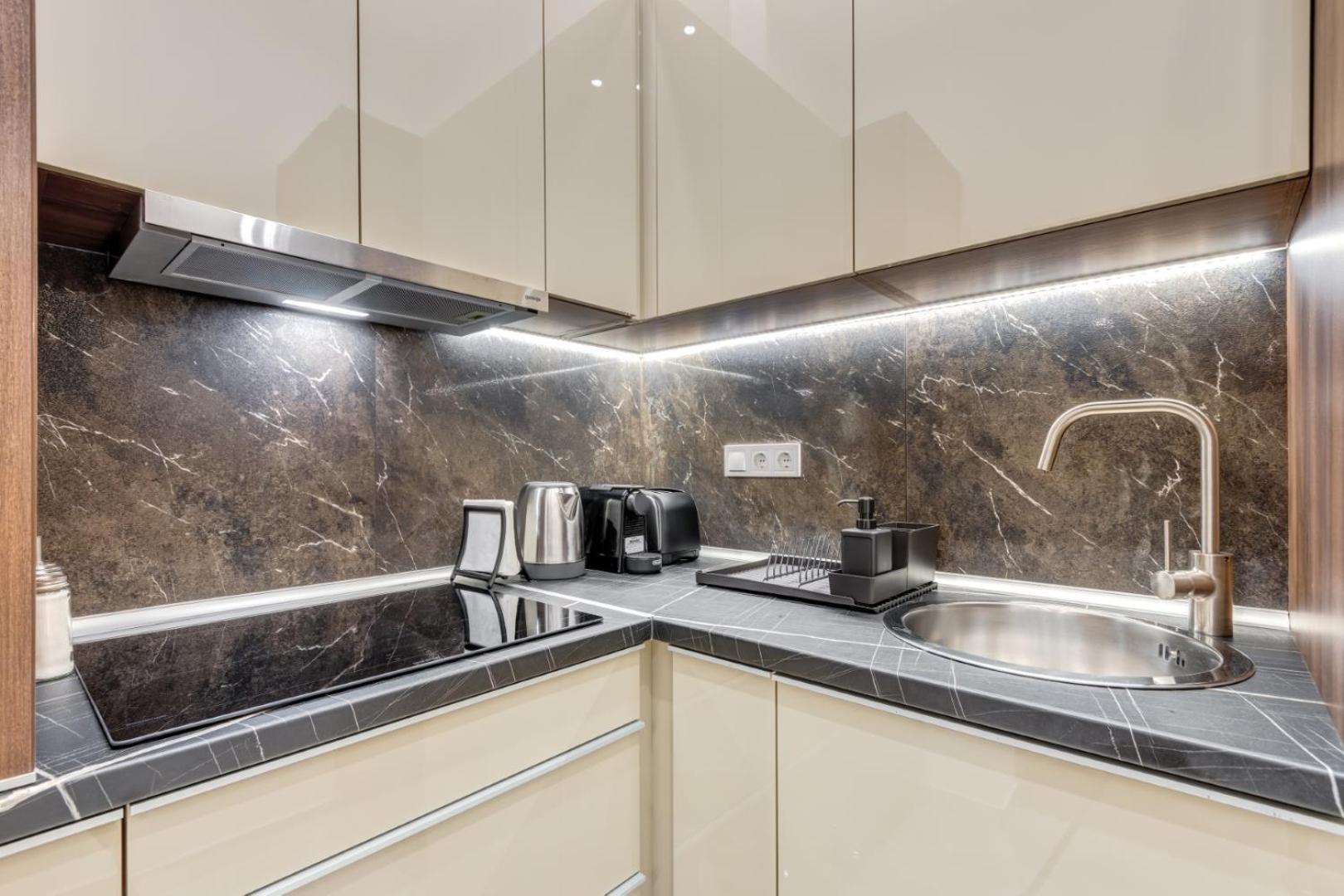 Mega Deal - Elegance - No Deposit Needed Budapest Eksteriør billede